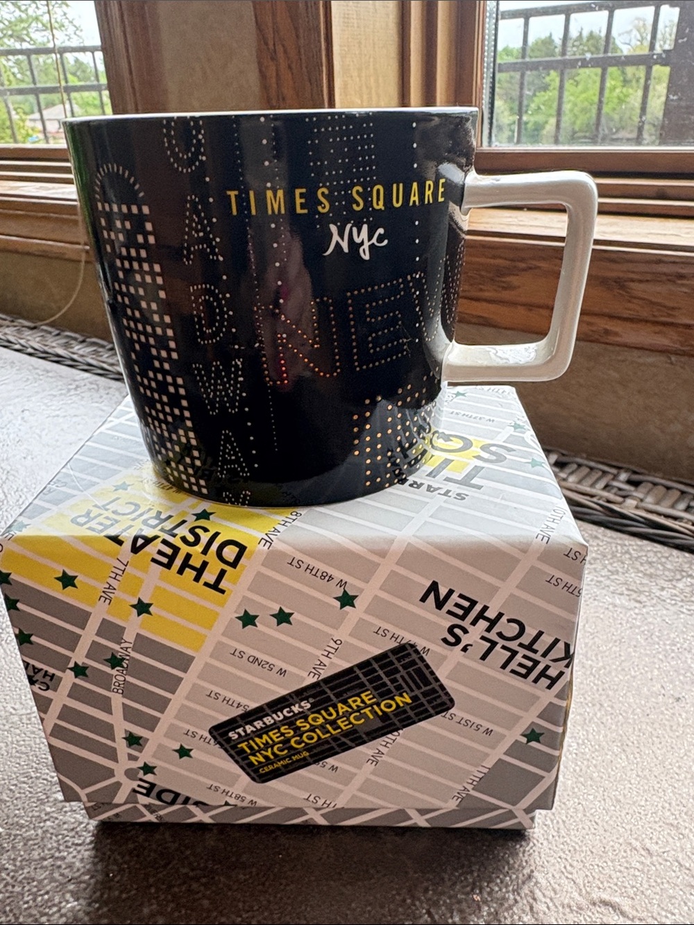 NIB Starbucks Times Square NYC 2018 Collection Mug 14 oz